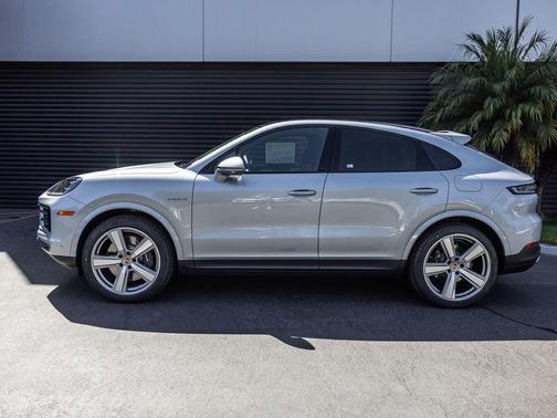 Dolomite 2026 Porsche Cayenne Cayenne E-Hybrid