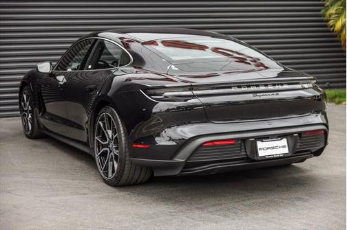 2024 Porsche Taycan 4S
