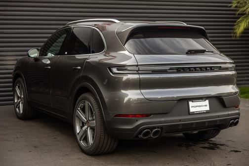2026 Porsche Cayenne Cayenne