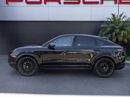 Chromite Black Metallic 2026 Porsche Cayenne Cayenne