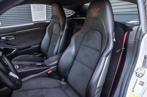 2024 Porsche 718 Cayman GTS 4.0