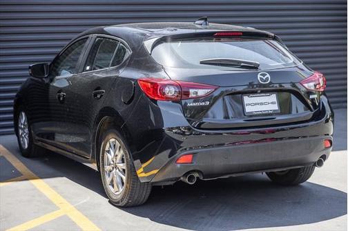 2016 Mazda Mazda3 i Grand Touring