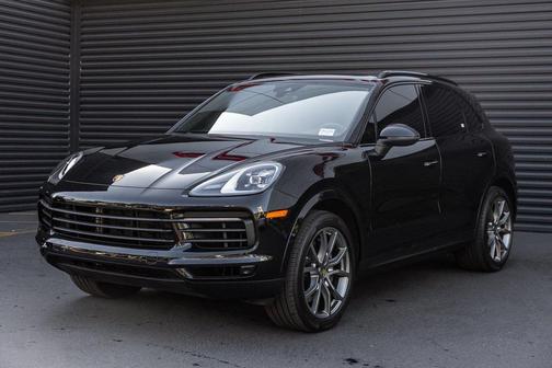 2023 Porsche Cayenne Platinum Edition