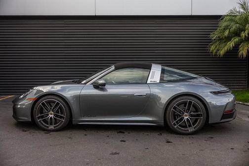 2026 Porsche 911 Targa 4 GTS