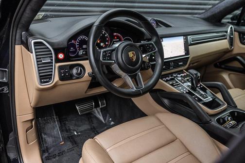 2022 Porsche Cayenne GTS