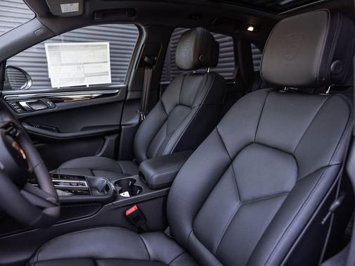 Chalk 2026 Porsche Macan T