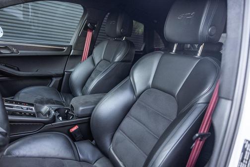 2023 Porsche Macan GTS