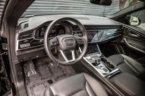 2020 Audi Q8 55 Premium Plus