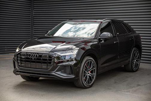 2020 Audi Q8 55 Premium Plus