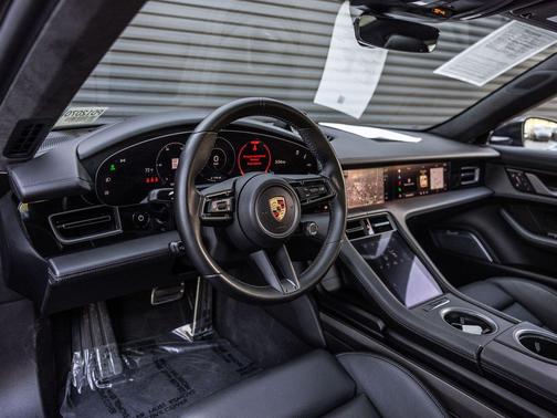 2024 Porsche Taycan Turbo S