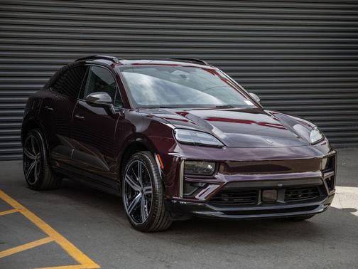 Copper 2025 Porsche Macan Macan Electric Turbo