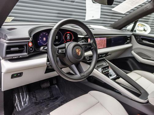White 2025 Porsche Macan Macan Electric