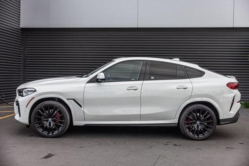 2022 BMW X6 xDrive40i