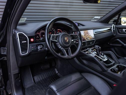 2023 Porsche Cayenne Cayenne
