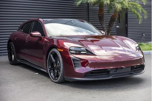2022 Porsche Taycan GTS