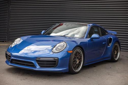 2017 Porsche 911 Turbo