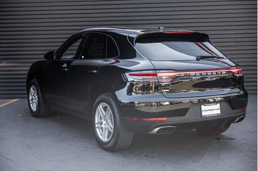 2021 Porsche Macan Base