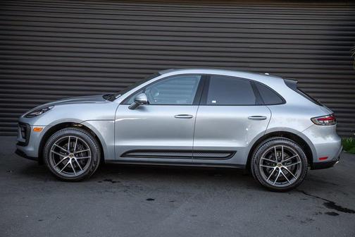 2025 Porsche Macan T