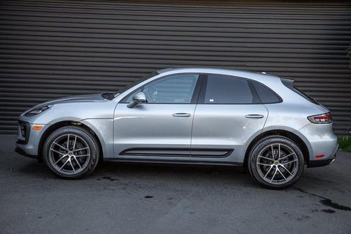 2025 Porsche Macan T