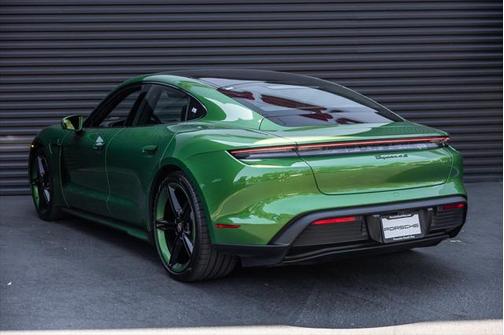2022 Porsche Taycan 4S