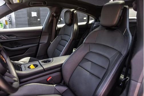 2022 Porsche Taycan 4S