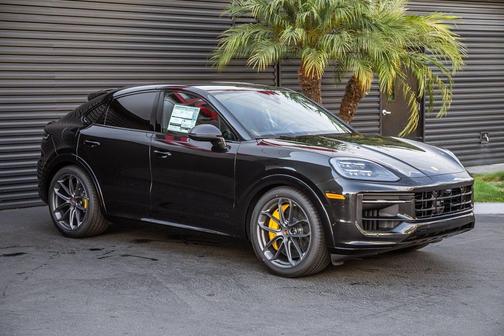 2026 Porsche Cayenne GTS