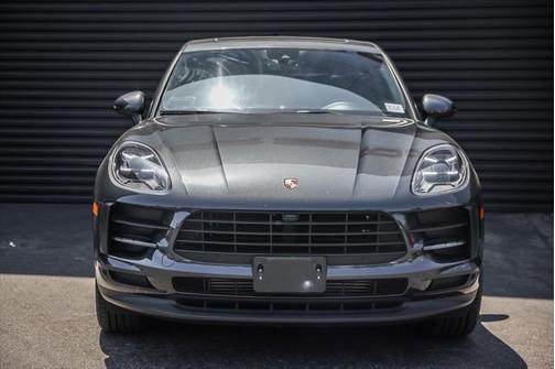 2020 Porsche Macan Base