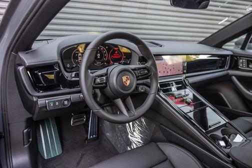 2026 Porsche Panamera 