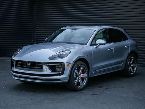 Dolomite 2026 Porsche Macan Macan