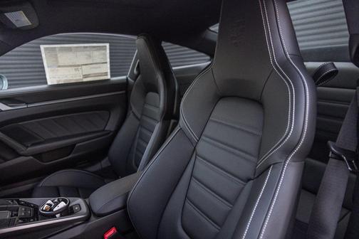 2026 Porsche 911 Carrera 4S