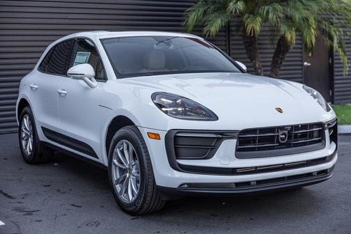 2026 Porsche Macan 