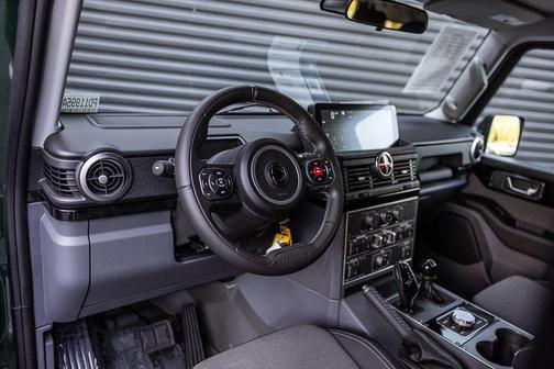 2024 INEOS Grenadier AWD