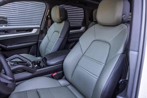 2025 Porsche Cayenne