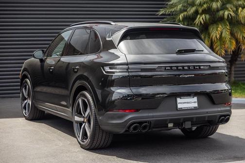 2025 Porsche Cayenne