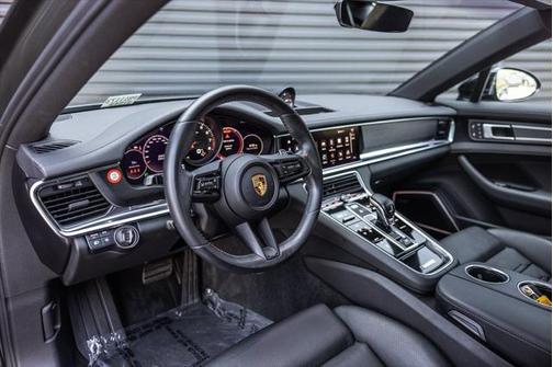 2022 Porsche Panamera Platinum Edition