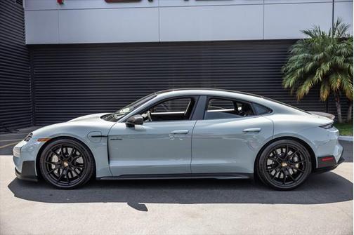 2025 Porsche Taycan Turbo GT w/Weissach Package