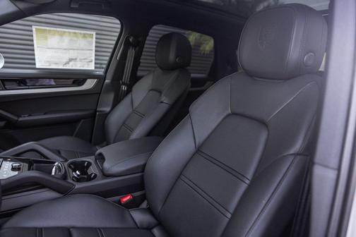 2026 Porsche Cayenne Cayenne E-Hybrid