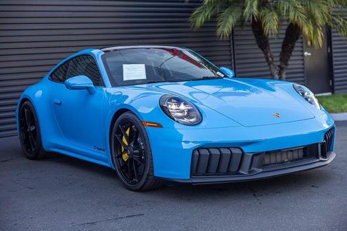 2026 Porsche 911 Carrera GTS