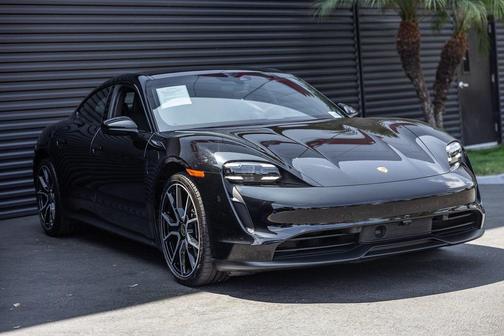2024 Porsche Taycan 4S