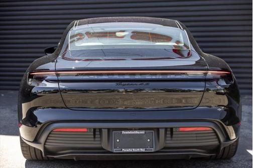 2024 Porsche Taycan 4S