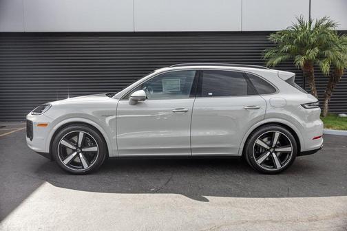 2026 Porsche Cayenne Turbo