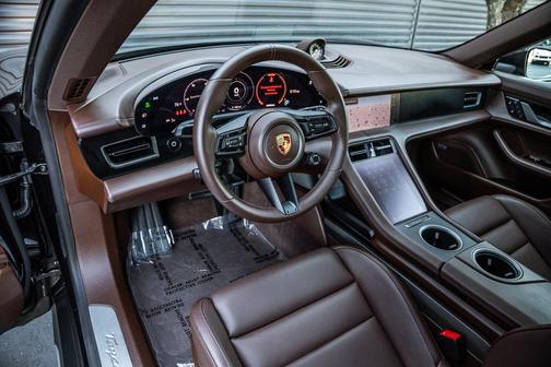 2024 Porsche Taycan 4S