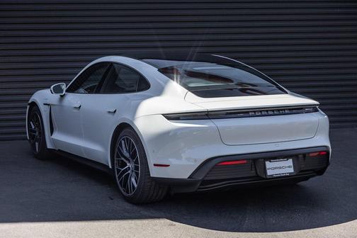 2025 Porsche Taycan 4