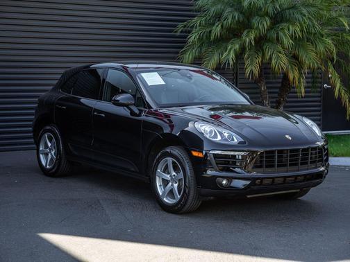 2018 Porsche Macan 