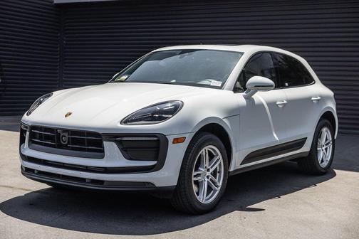 2025 Porsche Macan T