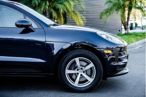 2020 Porsche Macan AWD
