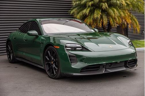 2024 Porsche Taycan GTS