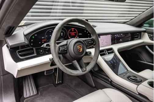 2024 Porsche Taycan GTS