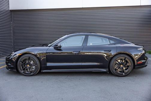 2025 Porsche Taycan 4S