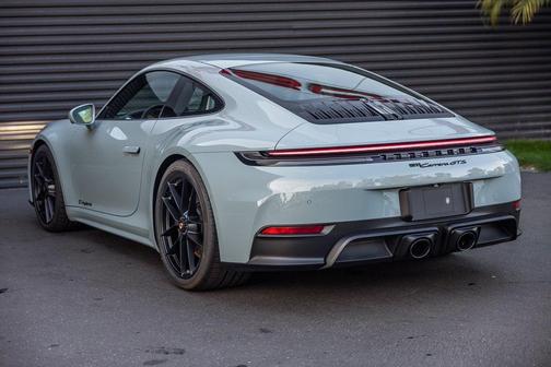 2026 Porsche 911 Carrera GTS